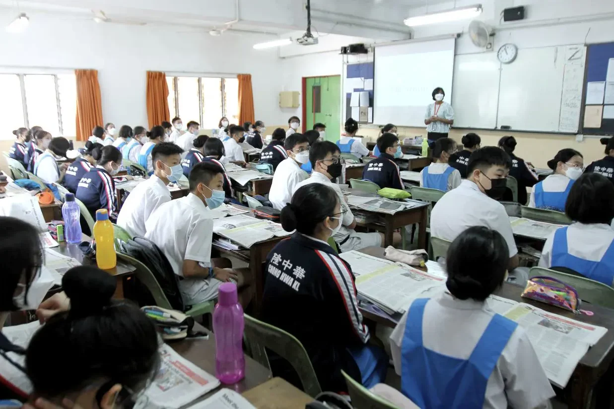 未来教育生态是否会被学生手机禁令改变?