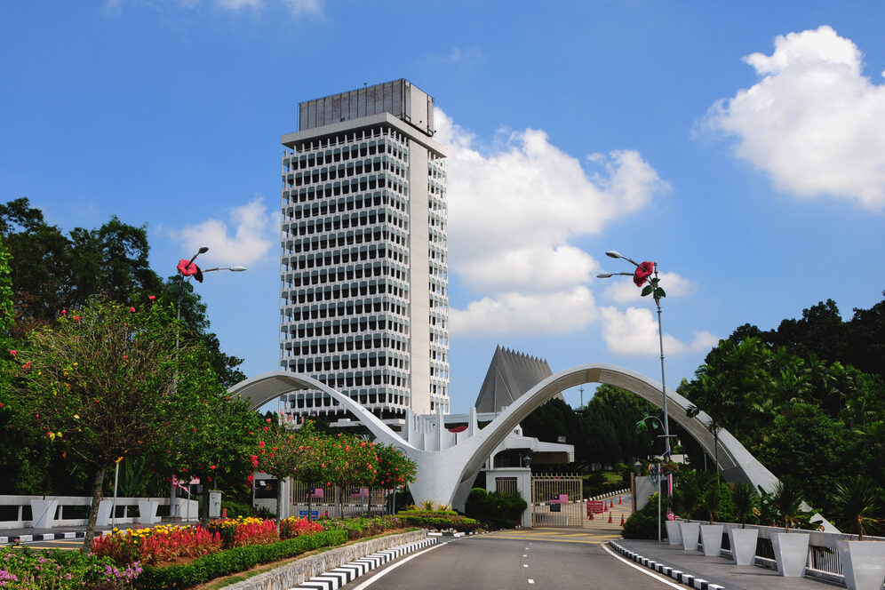从撤令事件看治理弹性与社会成熟度