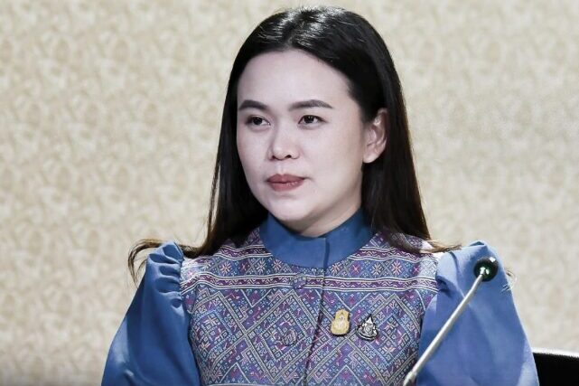 泰国王太后诗丽吉病逝